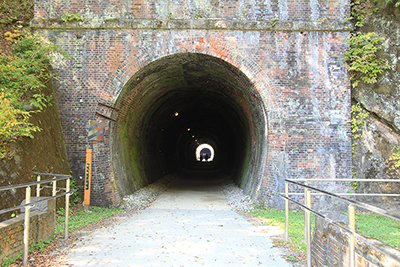 ９号トンネルの写真