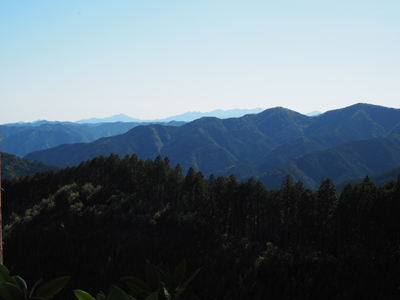 黒茂岩から見た丹沢方面の写真