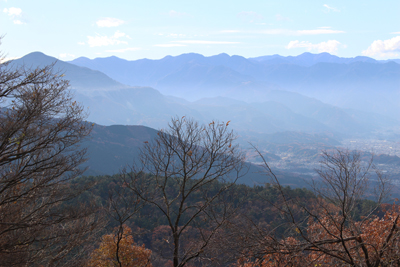 武甲山から雲取山方面の写真