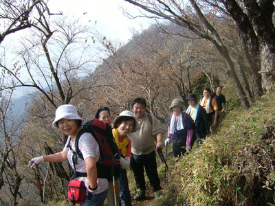 oRo郁o[̎ʐ^R