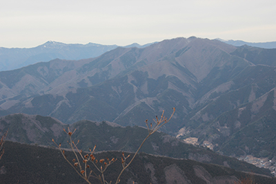 三頭山と雲取山の写真