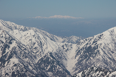 白山を遠望した写真