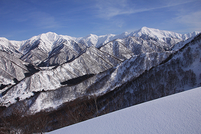 茂倉岳から万太郎山までの写真