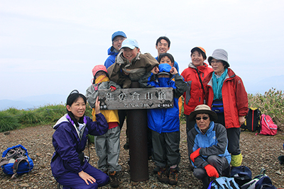 仙ノ倉山山頂での集合写真