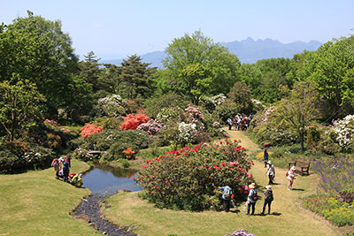 見晴台からセゾンガーデンと榛名山を見た写真
