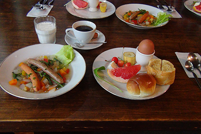 がらん洞の朝食の写真