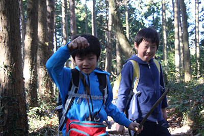 いたずら小僧２人の写真