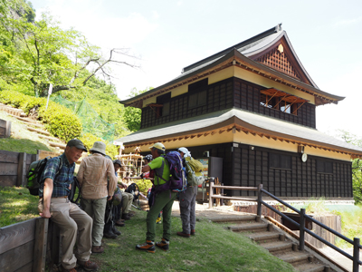 Ｉさんが撮影した丸山公園で休憩中の写真