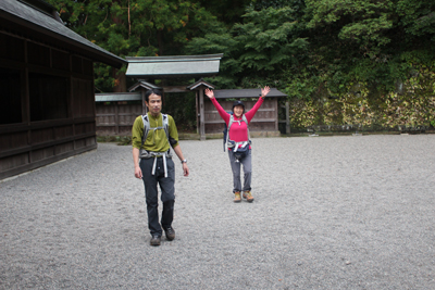 妙義神社の境内についた写真