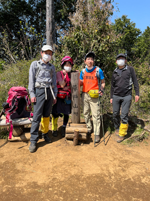 草戸山山頂での写真