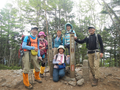 大菩薩嶺山頂での集合写真